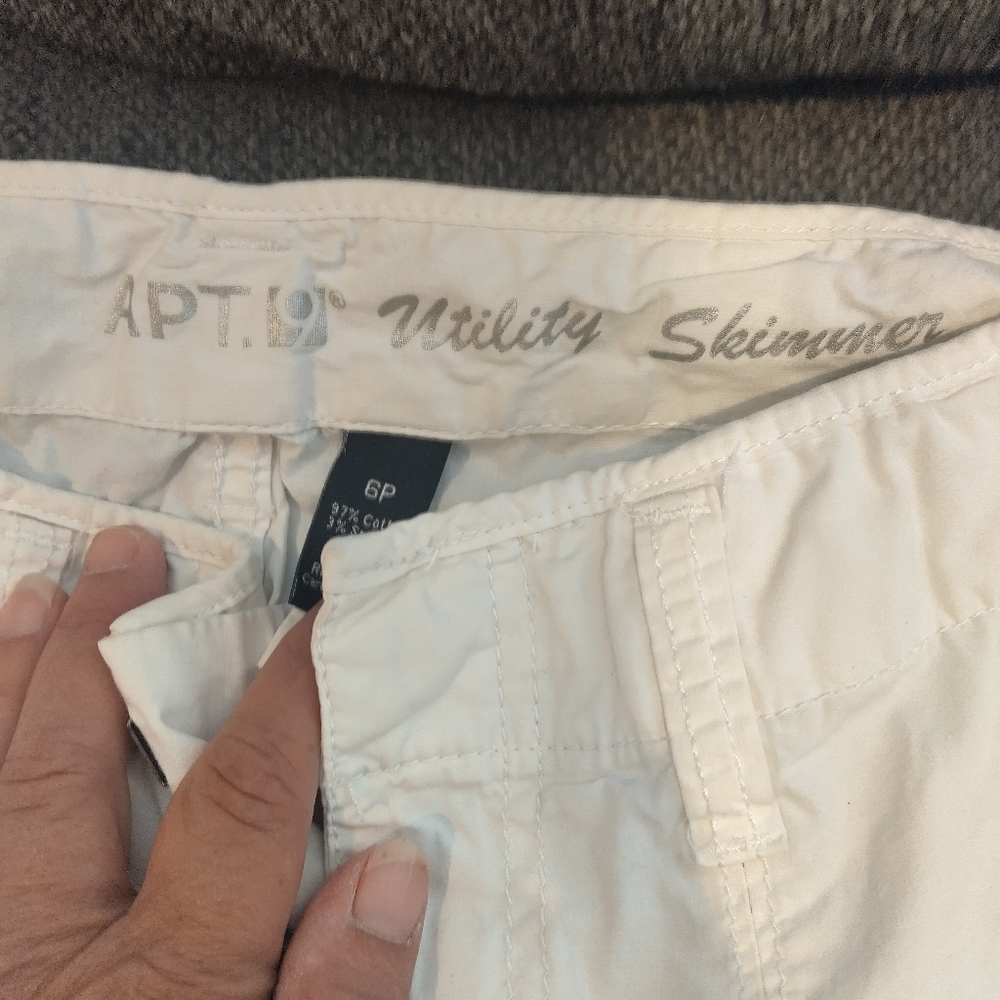 Capris - Picture 2 of 3